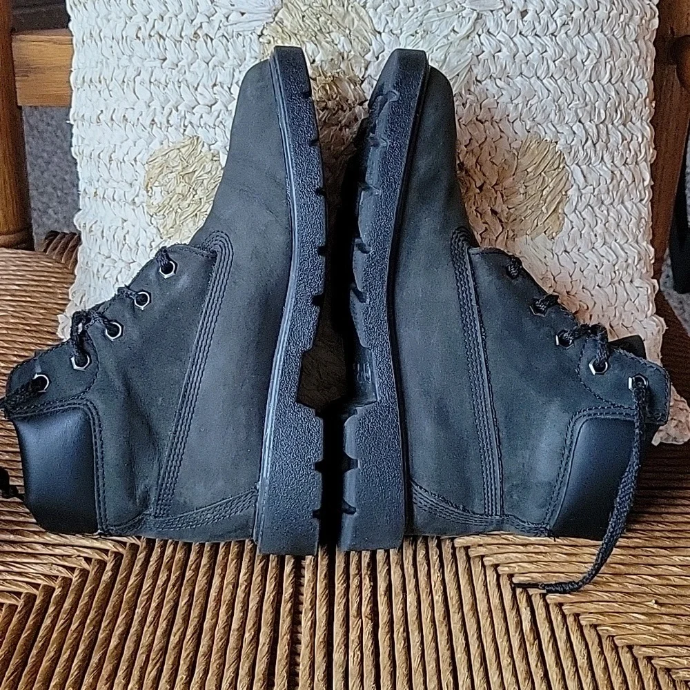 Timberland  boots, grayish black, size 4 junior
